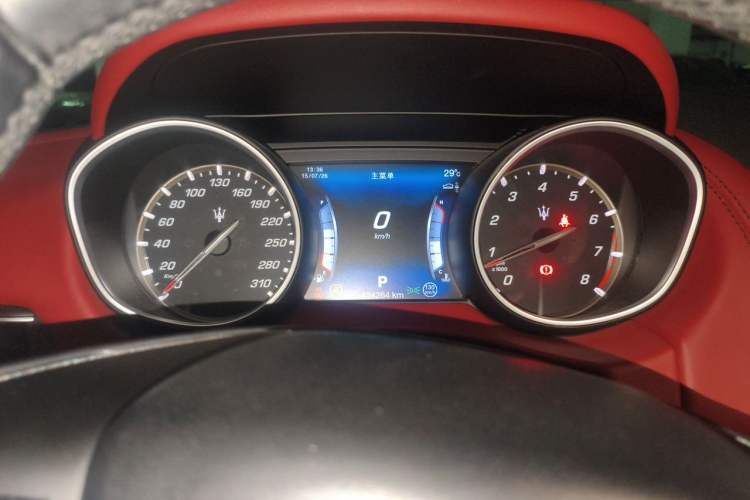 Used Maserati Levante 2016 3.0T Standard Edition Instrument Cluster