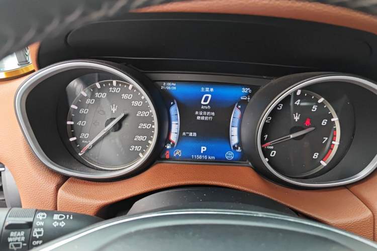 Used Maserati Levante 2016 3.0T Standard Edition Instrument Cluster