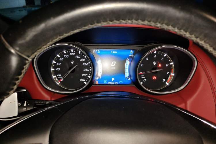 Used Maserati Levante 2016 3.0T Standard Edition Instrument Cluster