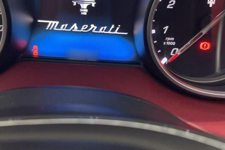 Used Maserati Levante 2016 3.0T Standard Edition Instrument Cluster