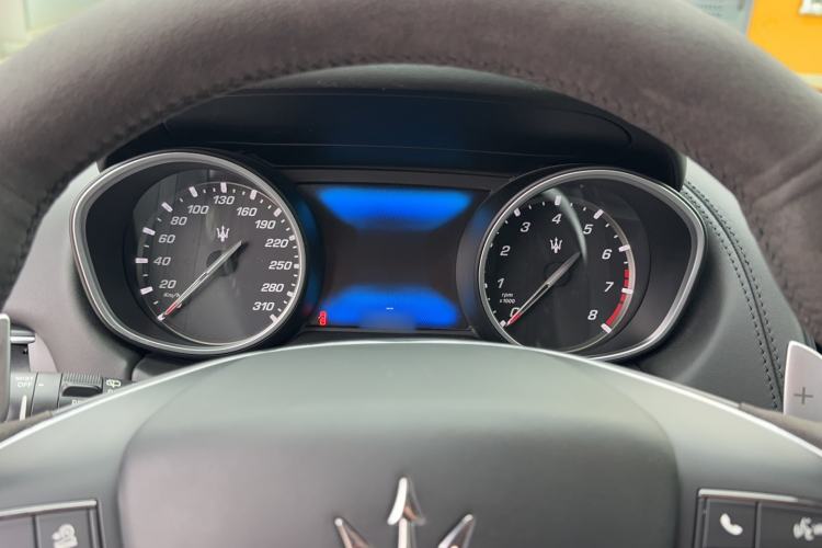 Used Maserati Levante 2016 3.0T Standard Edition Instrument Cluster