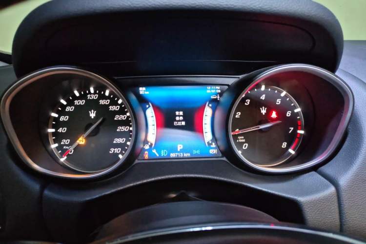 Used Maserati Levante 2016 3.0T Standard Edition Instrument Cluster