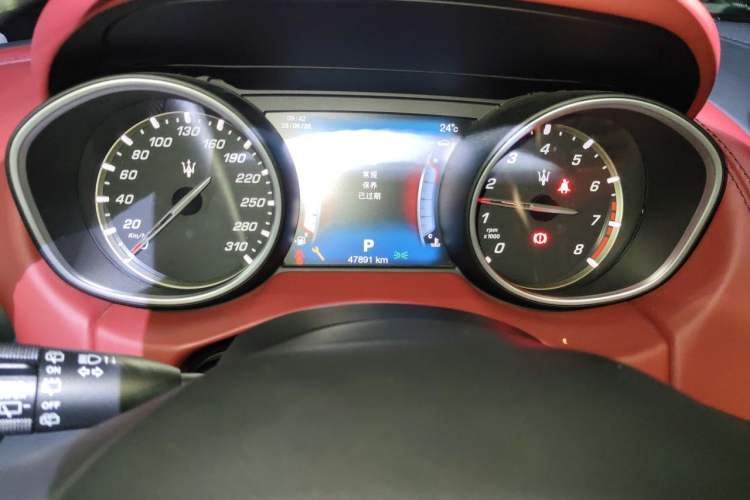 Used Maserati Levante 2016 3.0T Standard Edition Instrument Cluster