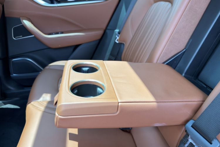 Used Maserati Levante 2016 3.0T Standard Edition Interior 2