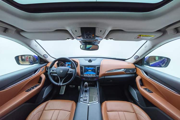 Used Maserati Levante 2016 3.0T Standard Edition Interior 2