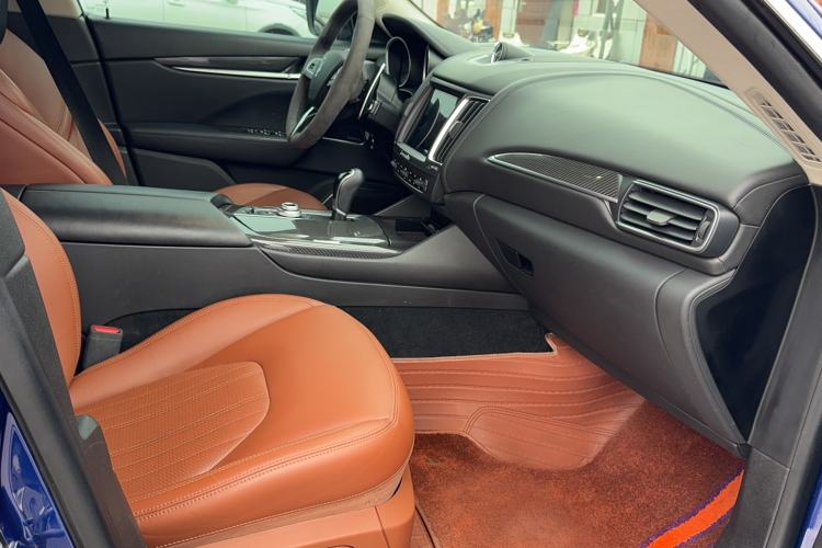 Used Maserati Levante 2016 3.0T Standard Edition Interior 3