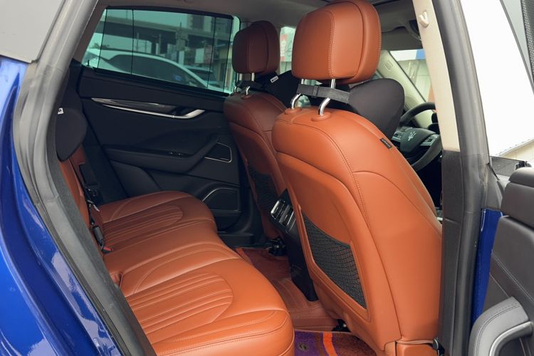 Used Maserati Levante 2016 3.0T Standard Edition Interior 5