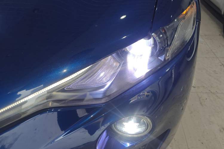 Used Maserati Levante 2016 3.0T Standard Edition Left Front Headlight