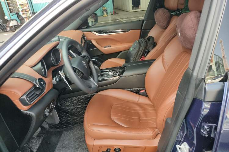 Used Maserati Levante 2016 3.0T Standard Edition Left Front Seat
