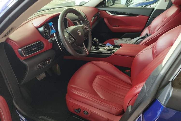 Used Maserati Levante 2016 3.0T Standard Edition Left Front Seat