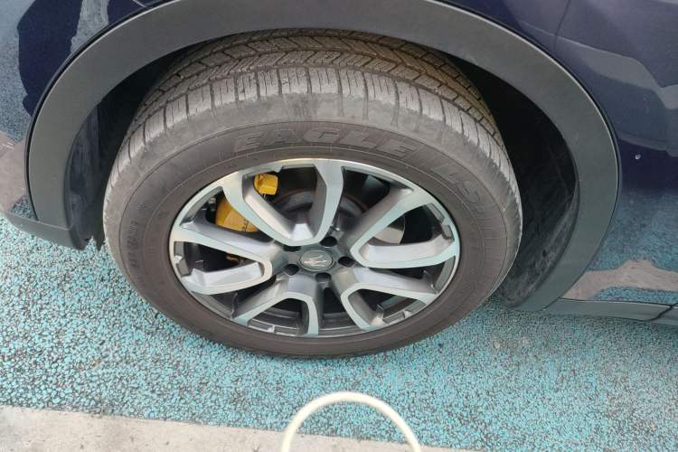 Used Maserati Levante 2016 3.0T Standard Edition Left Front Wheel Hub