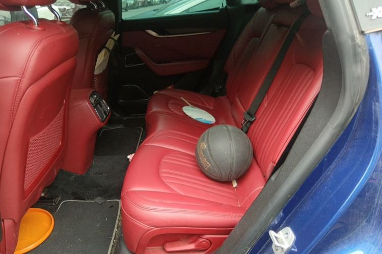 Used Maserati Levante 2016 3.0T Standard Edition Left Rear Seat
