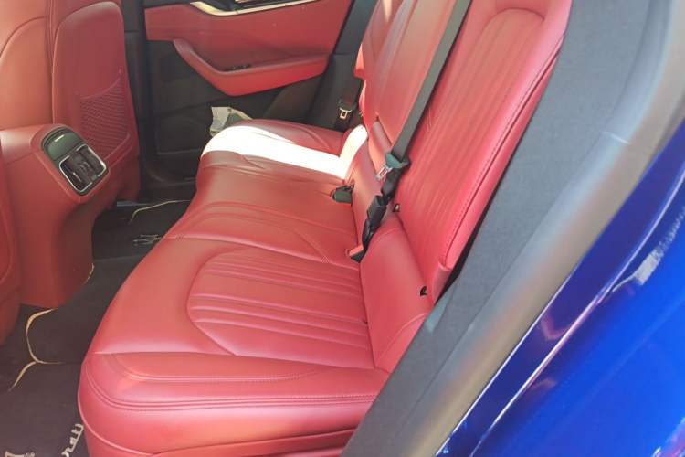 Used Maserati Levante 2016 3.0T Standard Edition Left Rear Seat