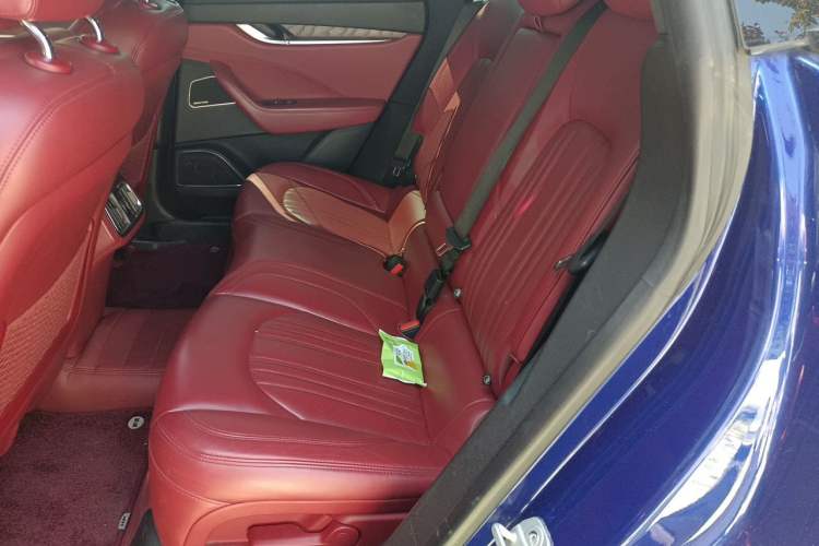 Used Maserati Levante 2016 3.0T Standard Edition Left Rear Seat
