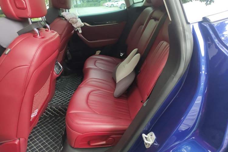 Used Maserati Levante 2016 3.0T Standard Edition Left Rear Seat