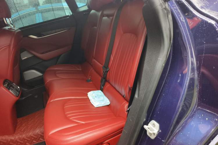 Used Maserati Levante 2016 3.0T Standard Edition Left Rear Seat