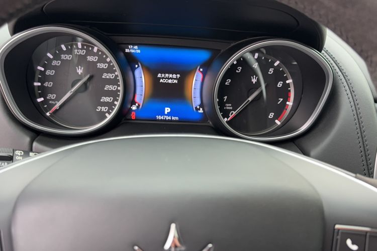 Used Maserati Levante 2016 3.0T Standard Edition Odometer Close Up