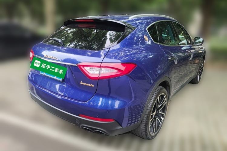 Used Maserati Levante 2016 3.0T Standard Edition Rear Right 45 Deg