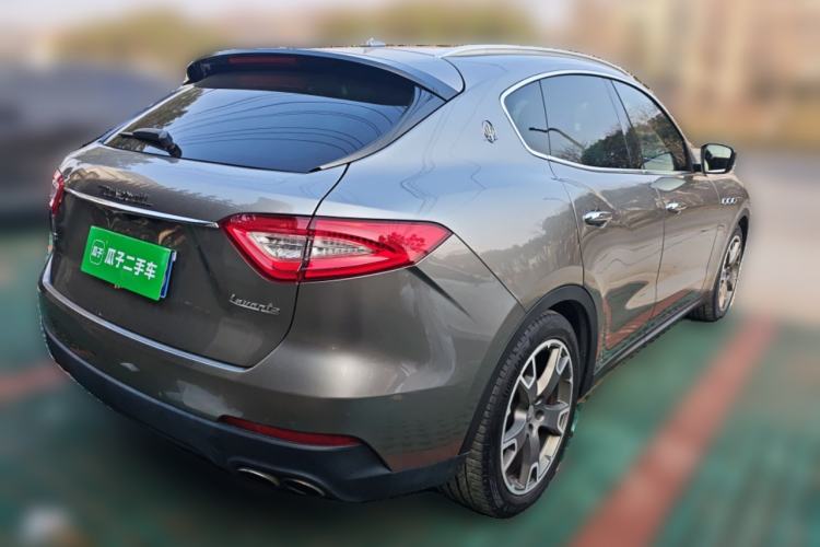 Used Maserati Levante 2016 3.0T Standard Edition Rear Right 45 Deg
