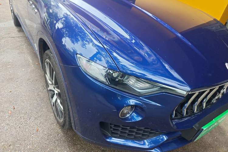 Used Maserati Levante 2016 3.0T Standard Edition Right Front Headlight