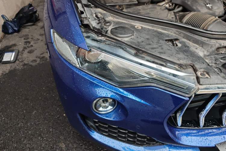 Used Maserati Levante 2016 3.0T Standard Edition Right Front Headlight