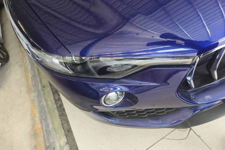 Used Maserati Levante 2016 3.0T Standard Edition Right Front Headlight
