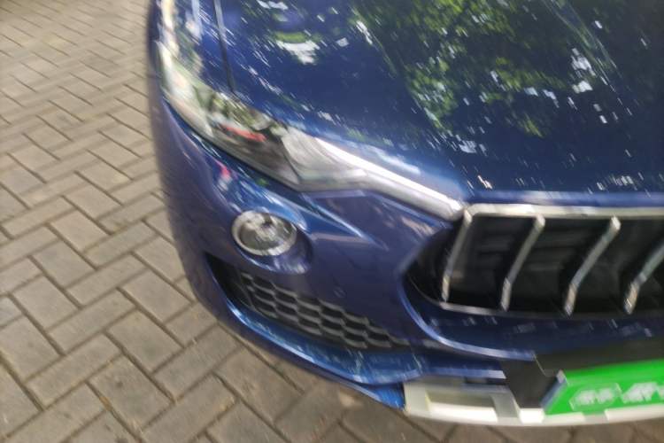 Used Maserati Levante 2016 3.0T Standard Edition Right Front Headlight