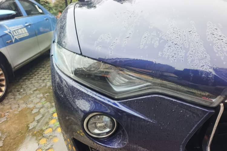 Used Maserati Levante 2016 3.0T Standard Edition Right Front Headlight