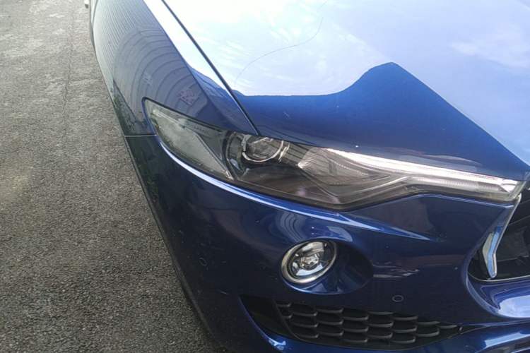 Used Maserati Levante 2016 3.0T Standard Edition Right Front Headlight
