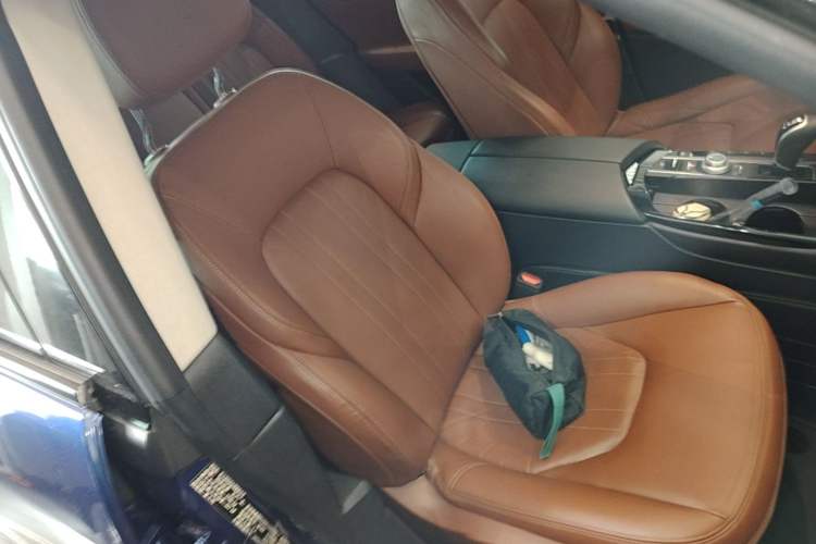 Used Maserati Levante 2016 3.0T Standard Edition Right Front Seat