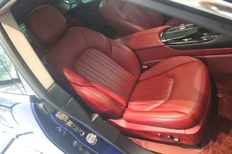 Used Maserati Levante 2016 3.0T Standard Edition Right Front Seat