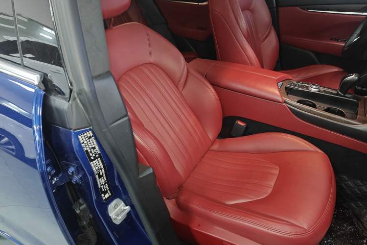 Used Maserati Levante 2016 3.0T Standard Edition Right Front Seat