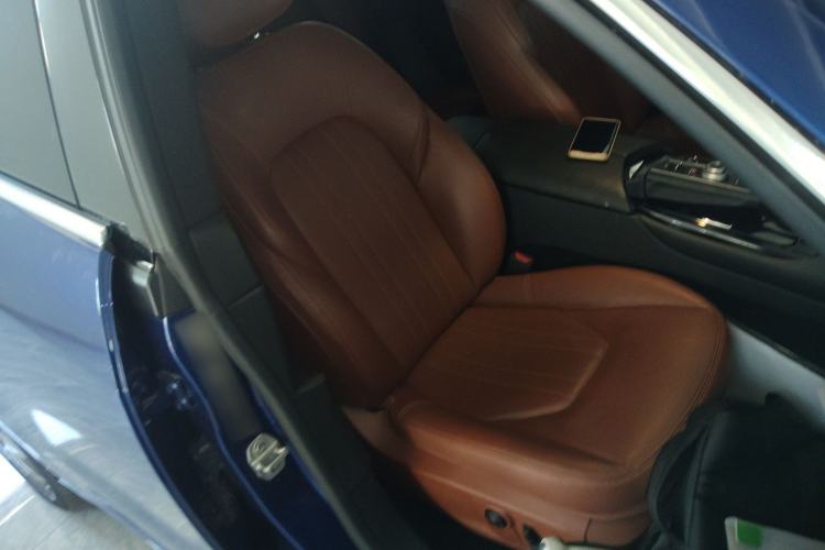 Used Maserati Levante 2016 3.0T Standard Edition Right Front Seat