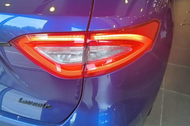 Used Maserati Levante 2016 3.0T Standard Edition Right Rear Taillight