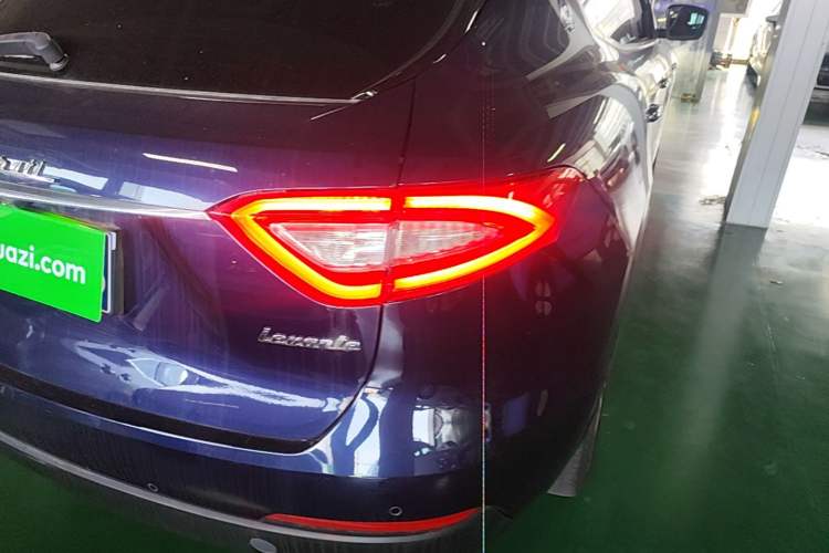 Used Maserati Levante 2016 3.0T Standard Edition Right Rear Taillight