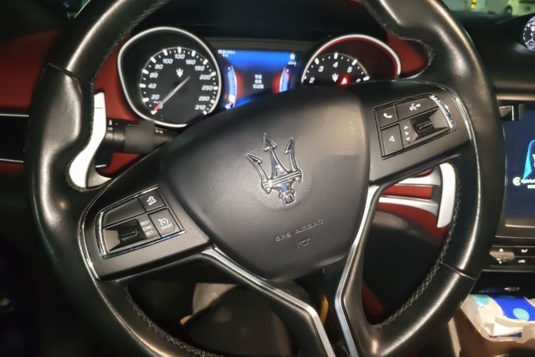 Used Maserati Levante 2016 3.0T Standard Edition Steering Wheel