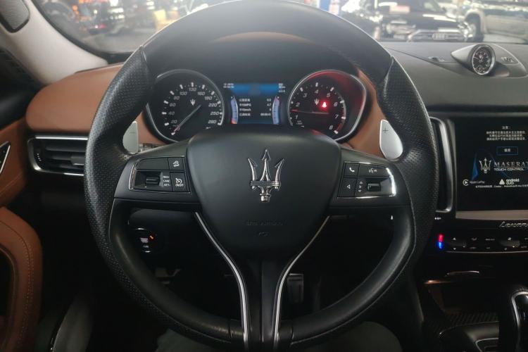 Used Maserati Levante 2016 3.0T Standard Edition Steering Wheel