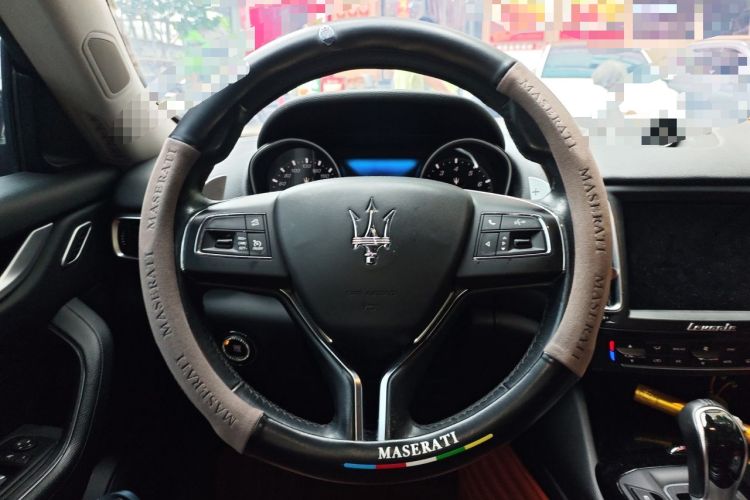 Used Maserati Levante 2016 3.0T Standard Edition Steering Wheel