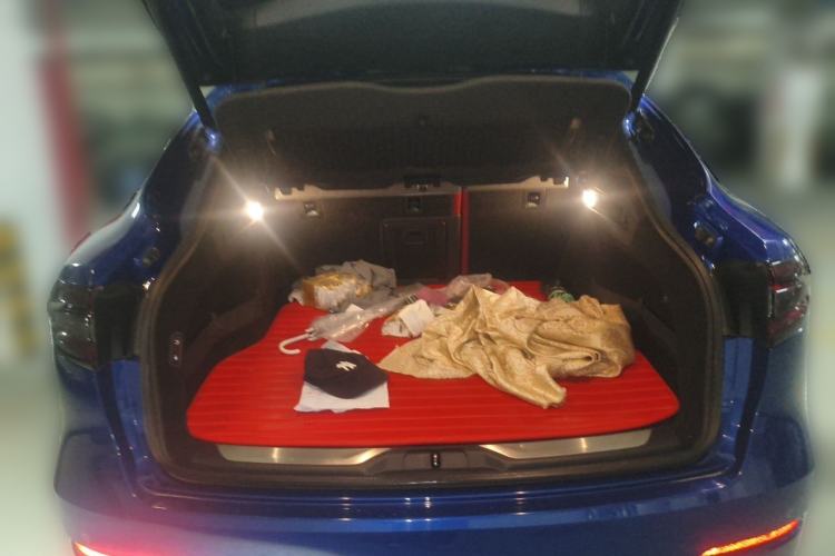 Used Maserati Levante 2016 3.0T Standard Edition Trunk