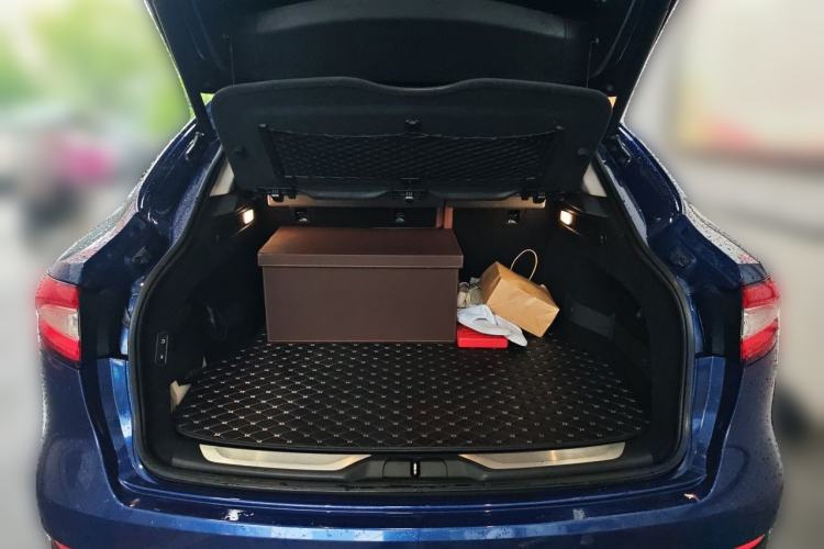Used Maserati Levante 2016 3.0T Standard Edition Trunk