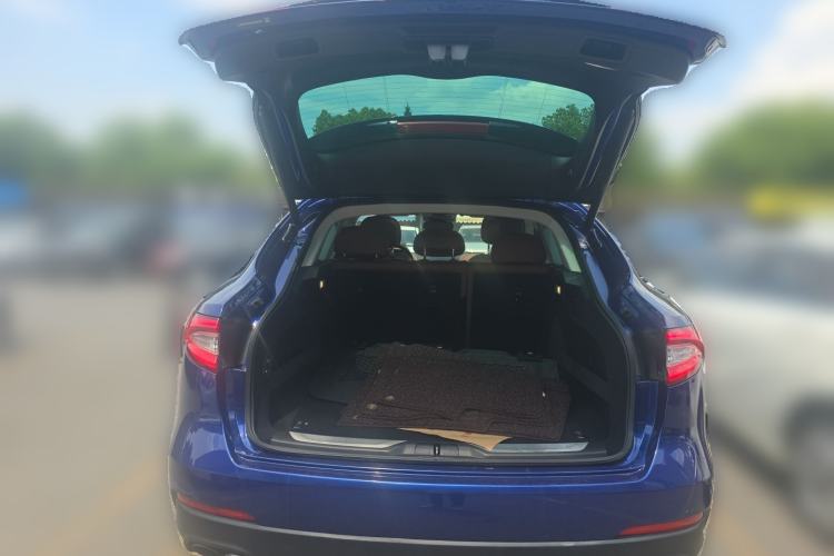 Used Maserati Levante 2016 3.0T Standard Edition Trunk