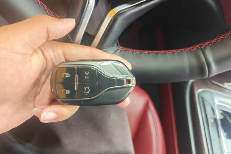 Used Maserati Levante 2016 3.0T Standard Edition Vehicle Key