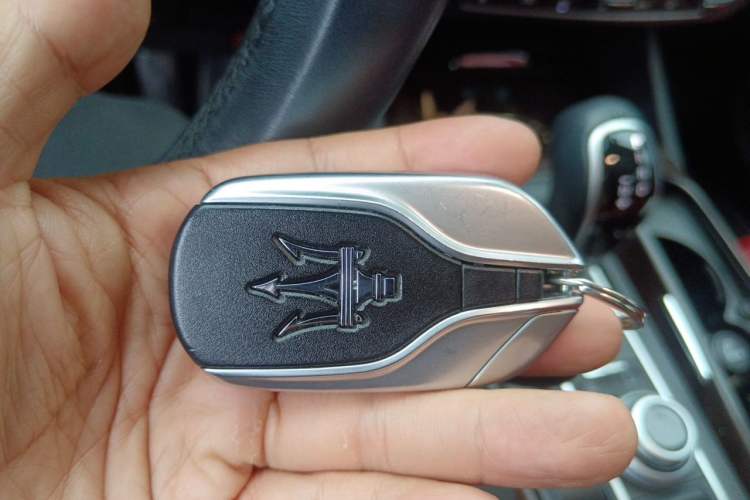 Used Maserati Levante 2016 3.0T Standard Edition Vehicle Key
