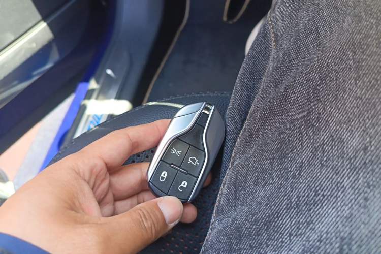 Used Maserati Levante 2016 3.0T Standard Edition Vehicle Key