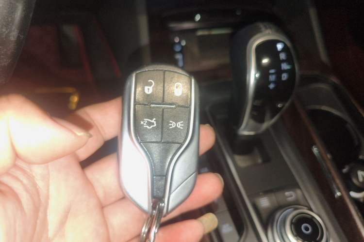 Used Maserati Levante 2016 3.0T Standard Edition Vehicle Key