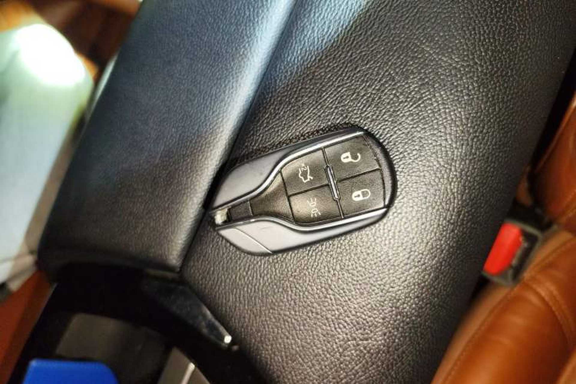 Used Maserati Levante 2016 3.0T Standard Edition Vehicle Key