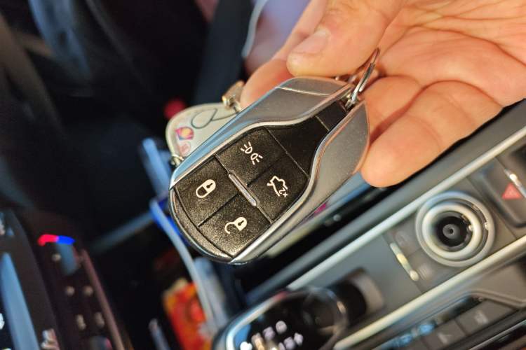 Used Maserati Levante 2016 3.0T Standard Edition Vehicle Key