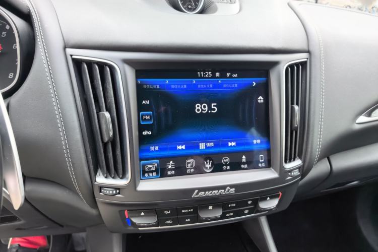 Used Maserati Levante 2016 3.0T Standard Edition Audio And AC Panel