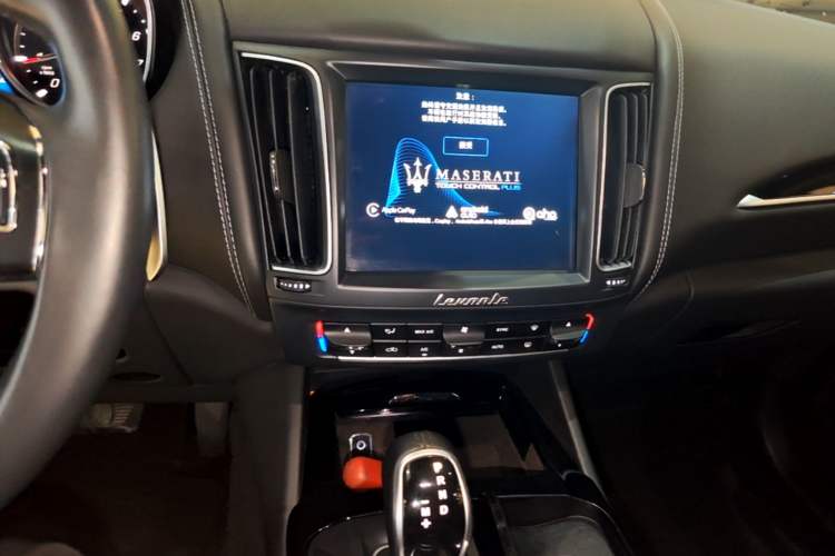 Used Maserati Levante 2016 3.0T Standard Edition Audio And AC Panel