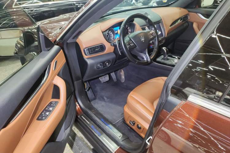 Used Maserati Levante 2016 3.0T Standard Edition Driver Seat